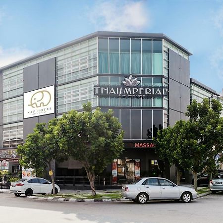 Nap Hotel Johor Bahru Exterior photo