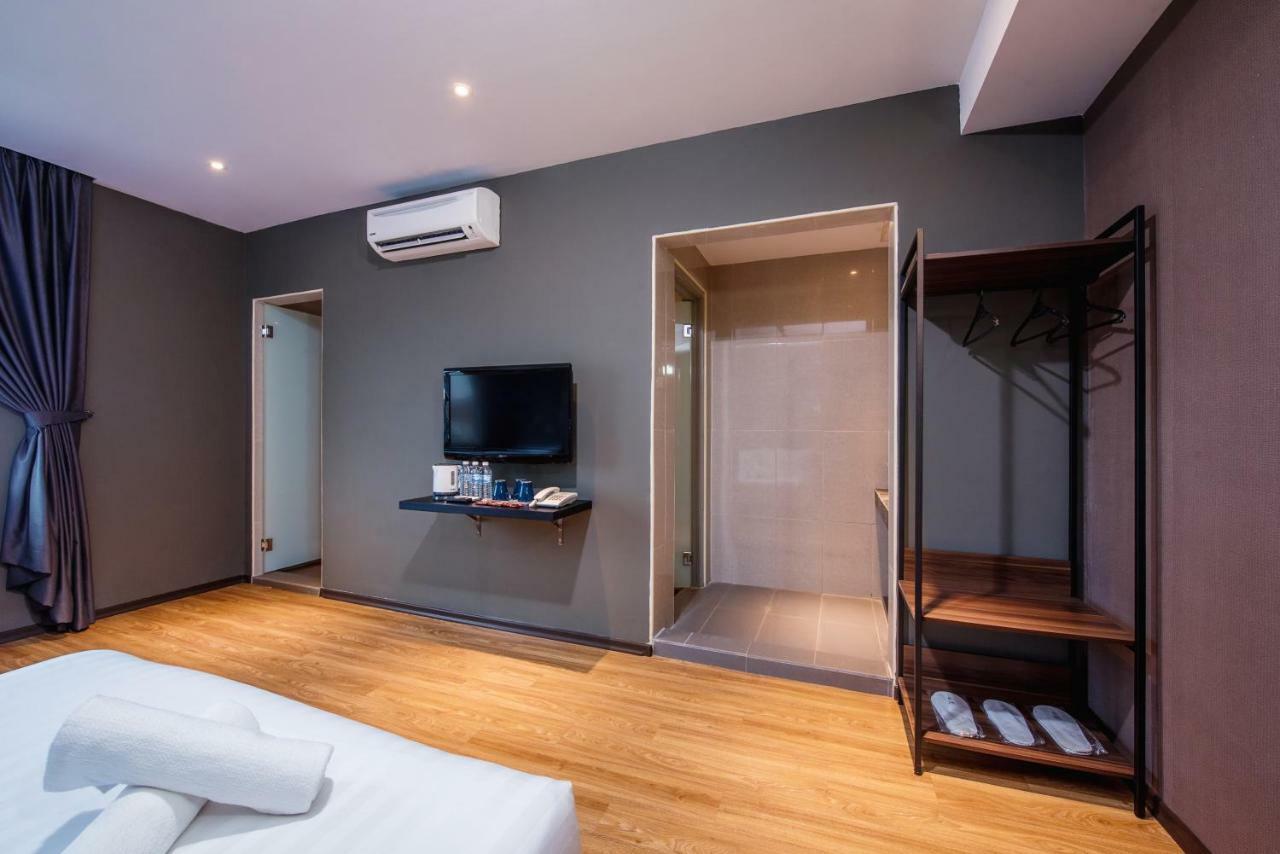 Nap Hotel Johor Bahru Exterior photo